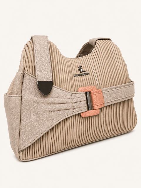 Old rabbit Hand bags