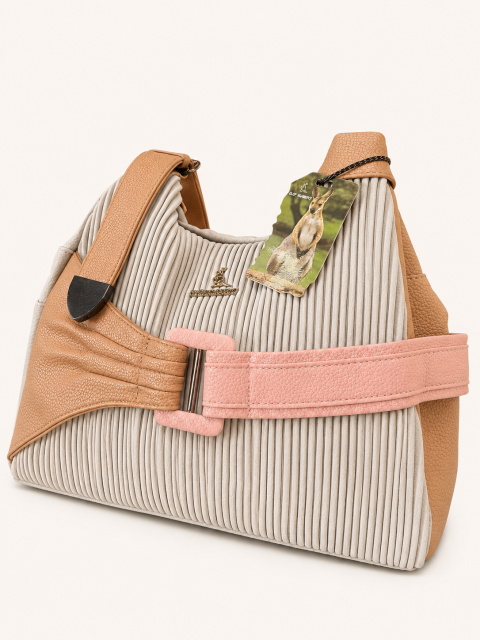 Old rabbit Hand bags thumbnail 3